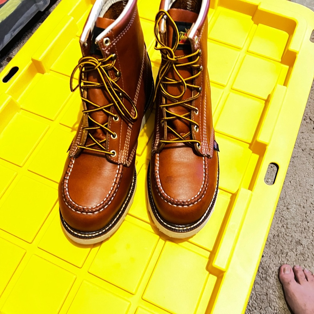 New Without Tags Thorogood Steel Toe Boots